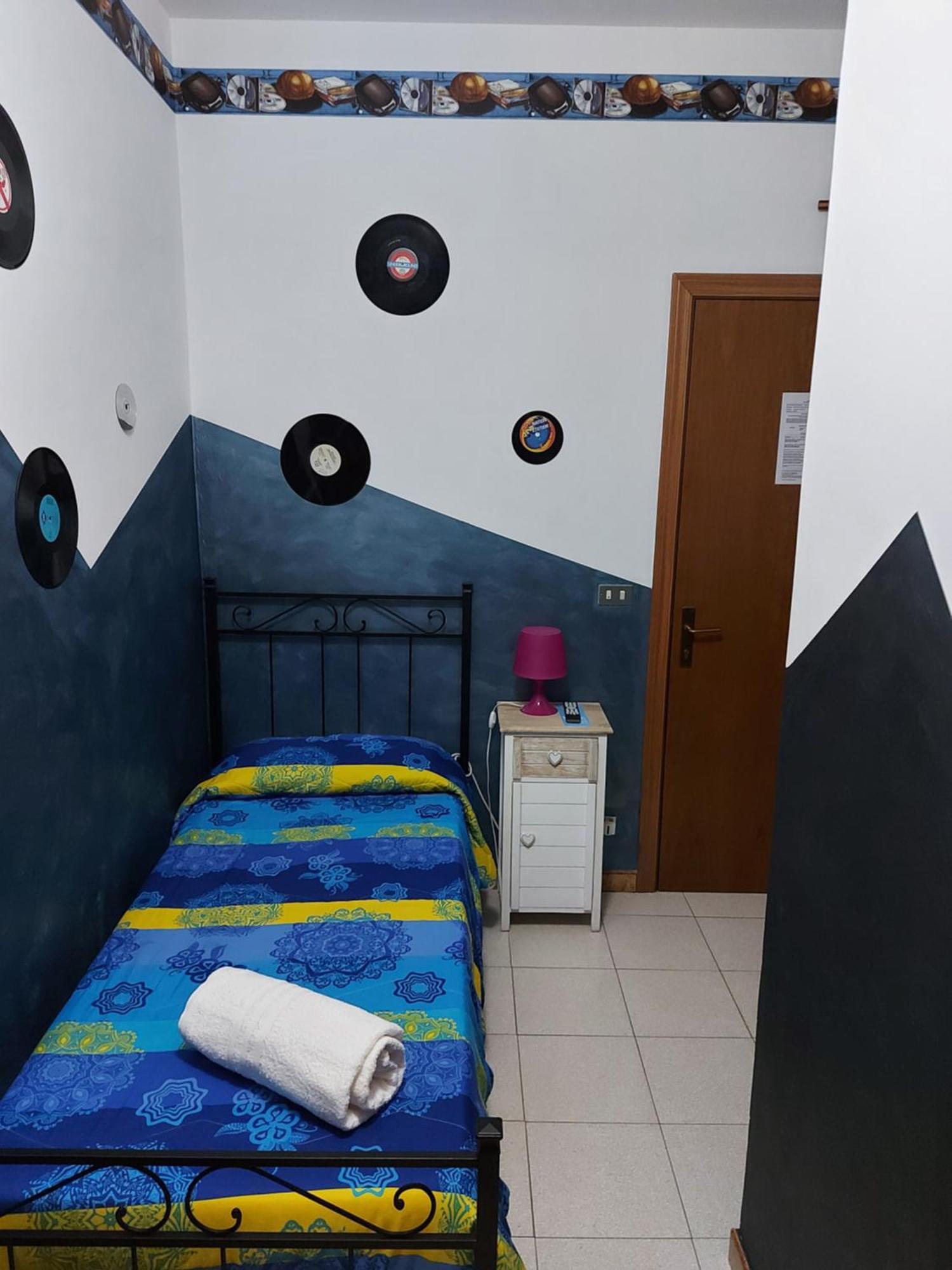 Hotel Domus Pacis Santa Chiara Casa Per Ferie Loreto Camera foto
